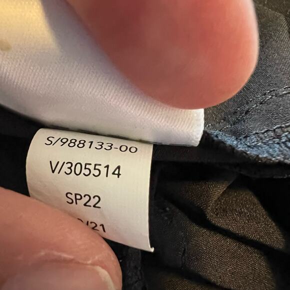 Athleta Vienna Cargo Pant 4 Black Travel Vacation Lightweight Packable - Picture 7 of 7